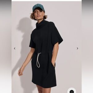 Varley Sophie Dress black NWT Sz Small retails for $168